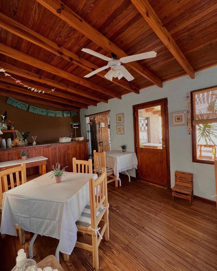 Hosteria Isabel Departamentos Y Habitaciones Con Bano Privado ラス・グルータス エクステリア 写真