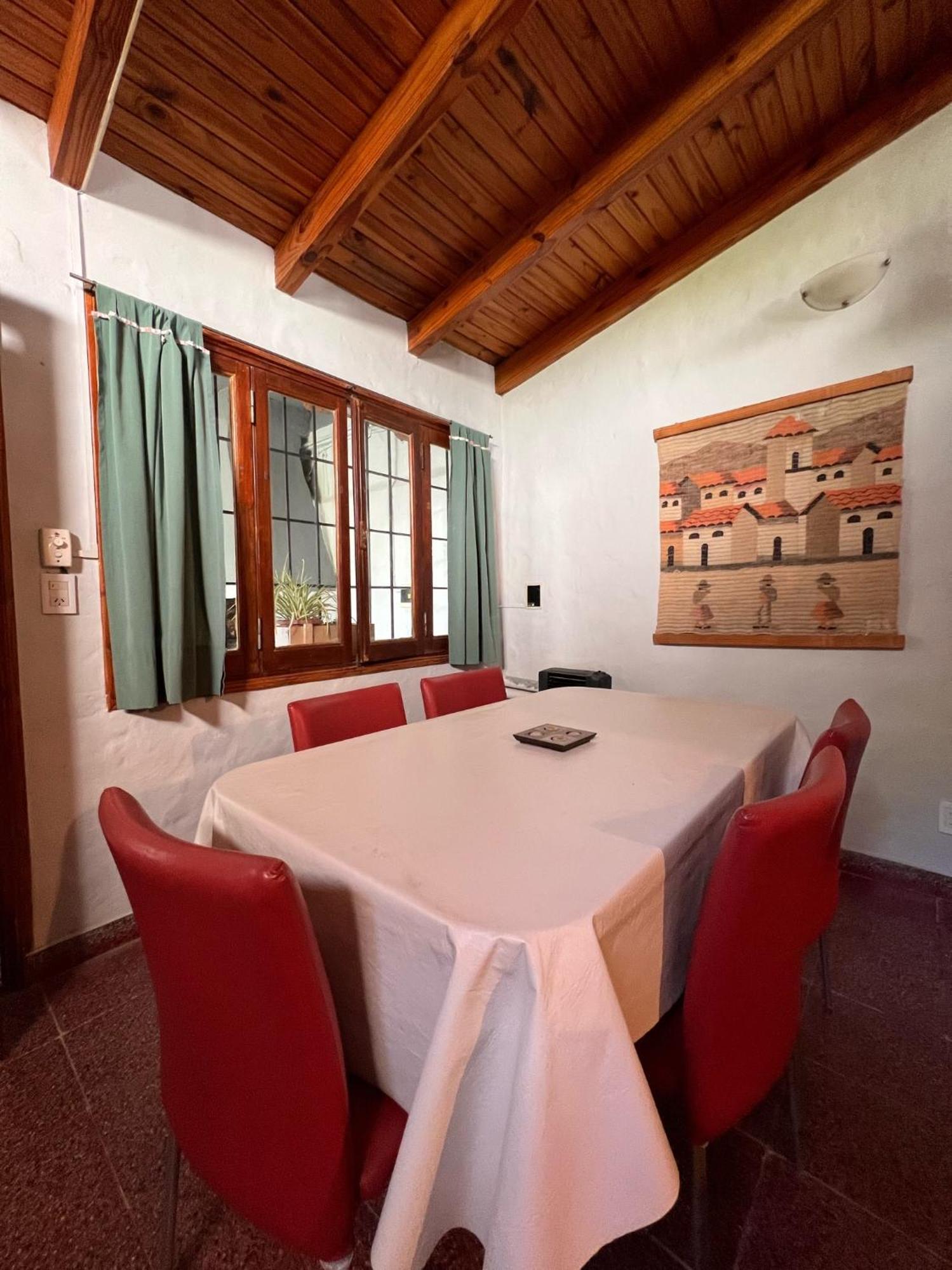 Hosteria Isabel Departamentos Y Habitaciones Con Bano Privado ラス・グルータス 部屋 写真